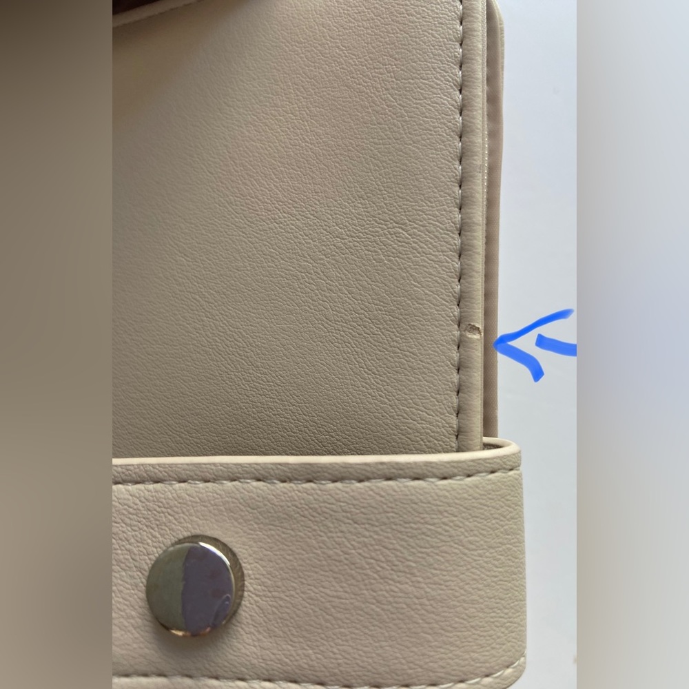 Mundi Wallets | Personal Secretary - Picture 10 of 16
